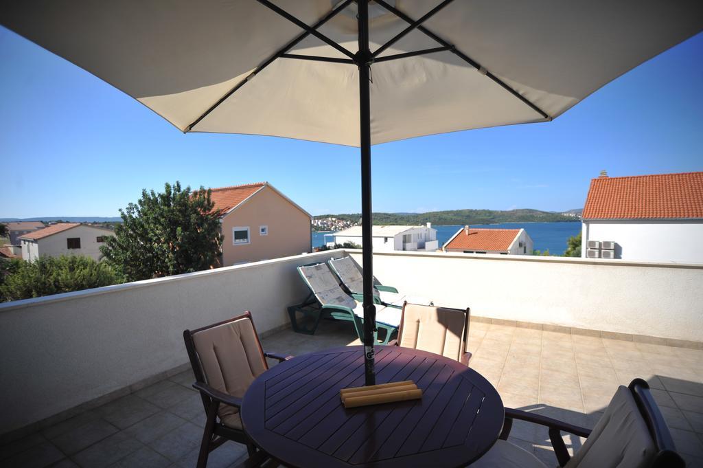 Villa Bianca Trogir Exterior foto